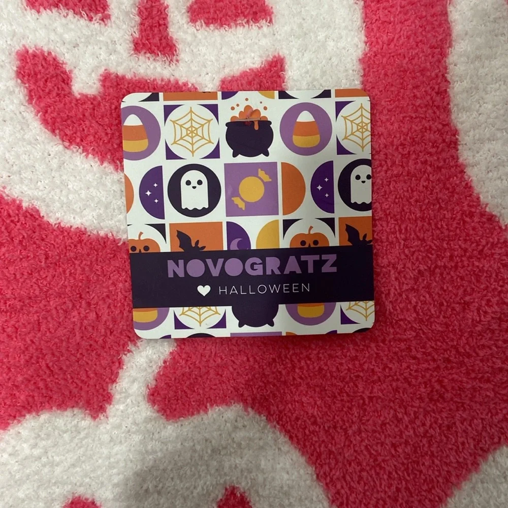 Novogratz Oversized JACK O’LANTERN PUMPKIN Print Throw